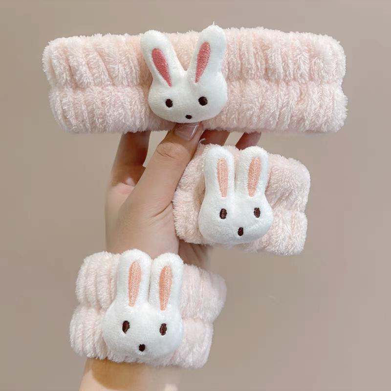 سوار معصم لطيف ماص لغسيل الوجه - مراجعة Sweat Band Wrist وسعره