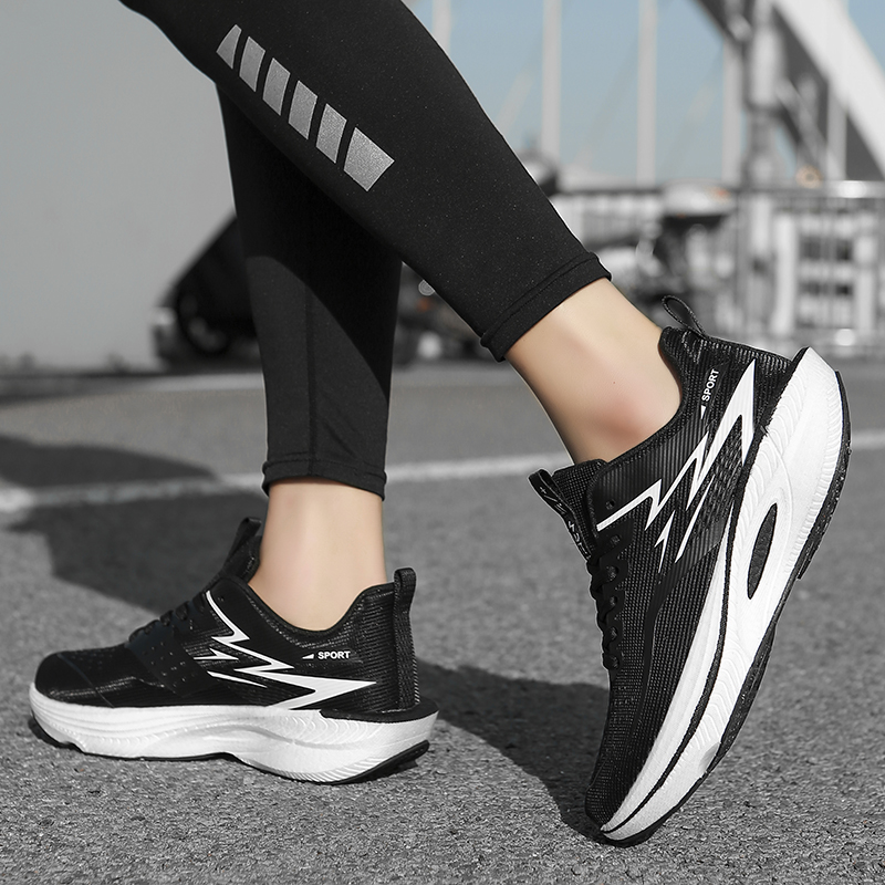 أحذية نسائية، أحذية رياضية كاج - مراجعة Running Gear Ladies وسعره