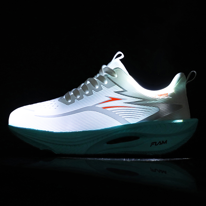 أحذية رياضية نسائية عصرية متعد - مراجعة Running Gear Ladies وسعره
