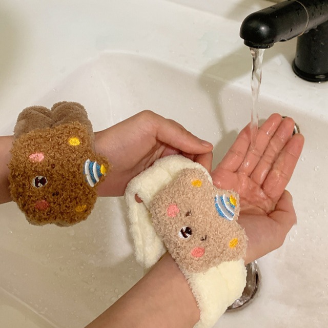 كرتون دب غسل الوجه وحزام معصم  - مراجعة Sweat Band Wrist وسعره